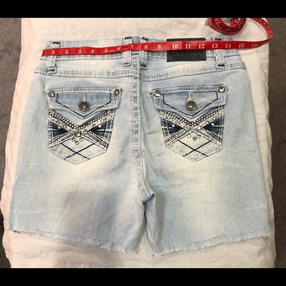 ZANADI vintage embellished/distressed shorts size 6 excellent condition - Picture 12 of 14